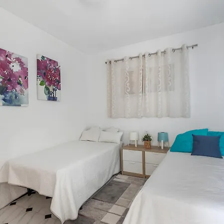 Primera Linea Del Playa Del Cura, Torrevieja! דירה